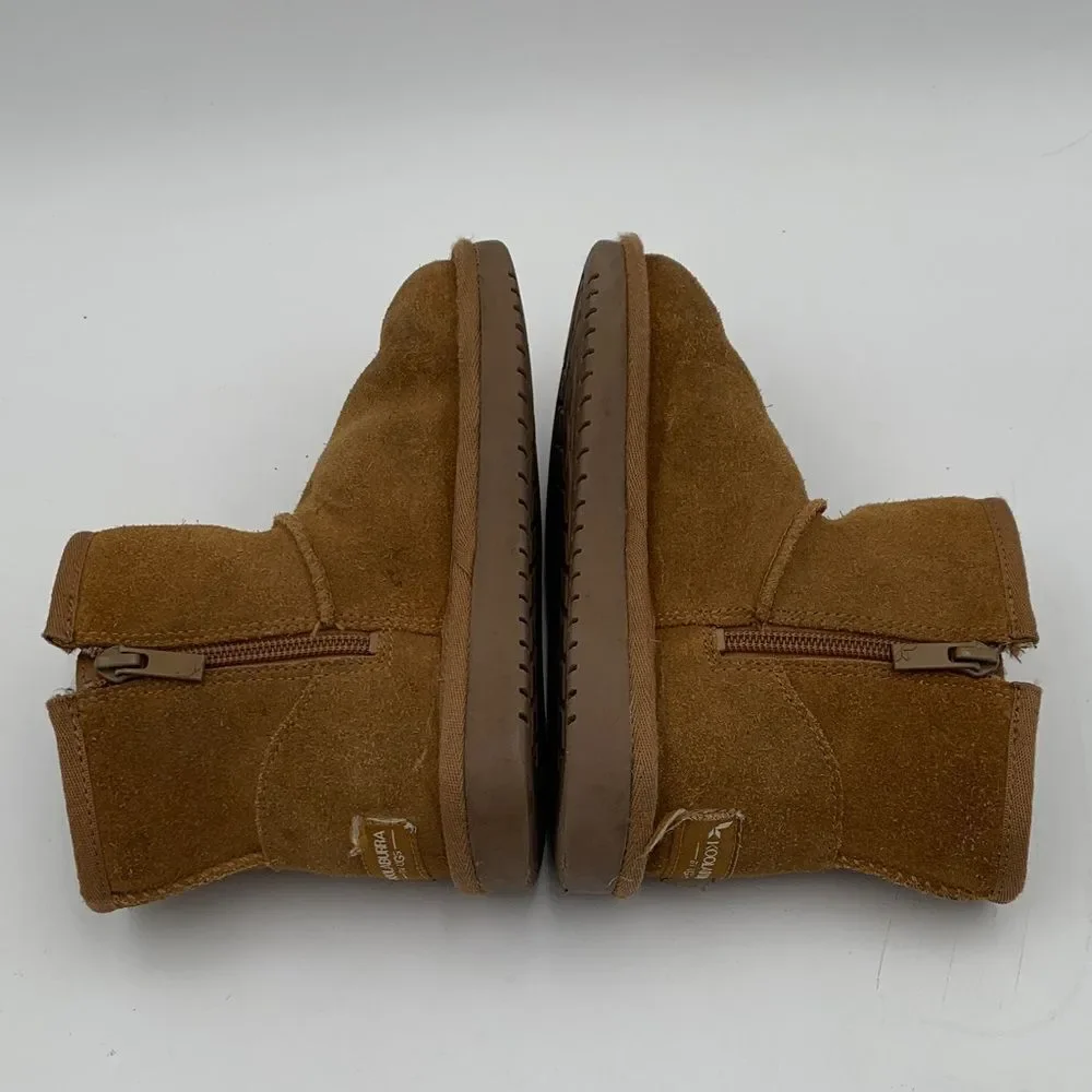 Brown Suede Boots with Bow Accent